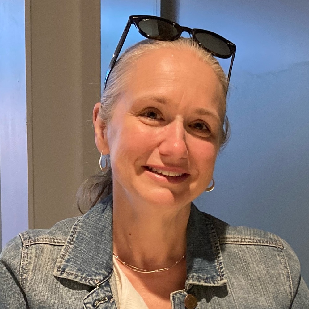 Meet your Posher, Julie